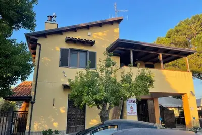 Image de Casa Indipendente a Pochi km dal Mare. Famiglie/amici Anche con Animali!
