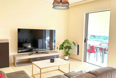 Image de Charming 2-bedroom apartment with Ac, WiFi in marvelous Glifada