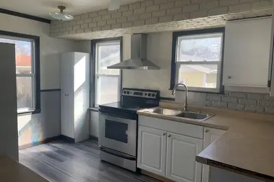 Image de Cozy 4-bedroom house 5 minutes from Flint airport