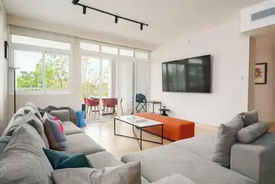 Spacious 3-bedroom apartment with Ac, WiFi in enchanting Río Hato