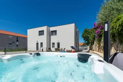 Image de Belle maison de 3 chambres à Maslenica