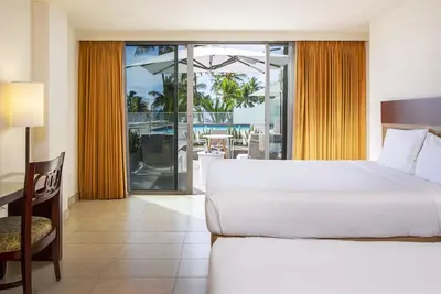 Image de Easy Pool Access from Your Room! Property Close to Waikiki Beach!