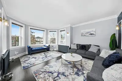 Image de 6br Chicago Gem: Prime, Safe, Family-Friendly Hub