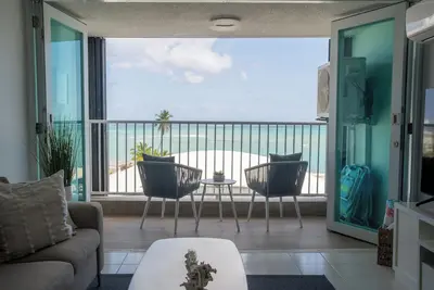 Image de Deja Blue Beachfront Apartment