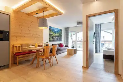 Image de Bel appartement avec sauna privé et balcon