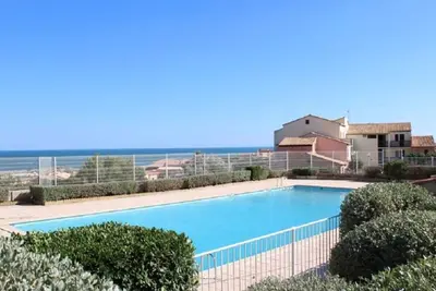 Image de Appartement T2 avec Piscine et Tennis, Proche Plage, Parking Privé - 6 Couchages, Saint Pierre La Mer