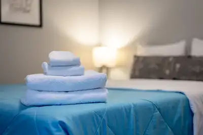 Image de Stylish 2br Cottage | Free Parking | Near Mass Ave