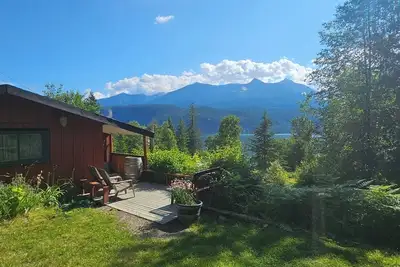 Image de Lakeside Bungalow Cabin at Paradise Hills