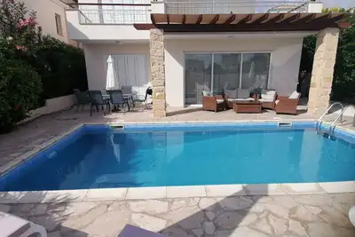 Image de Hillcrest Holiday Villa - Lovely 3 bed / 3 bath villa in Peyia