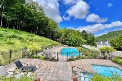 Image de Piscine &  Spa | Condo Mont Tremblant