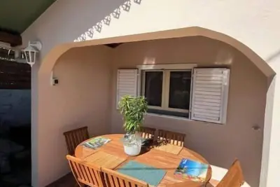 Image de La Kaz Jaune - La Saline les Hauts