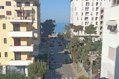 Image de Only 3 minutes to the beach. Nice and clean apartment in a quiet neighborhood.