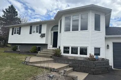 Image de Beautiful and peaceful house all inclusive near Airport in Dieppe, New Brunswick