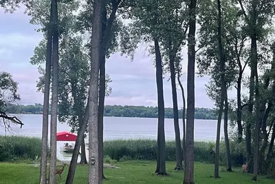 Image de Cozy 4-bedroom home, Lake Sanctuary