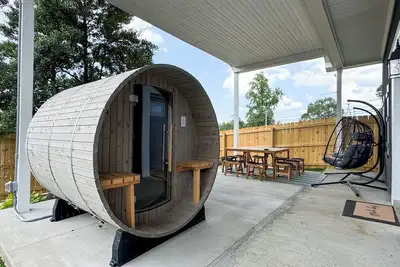 Image de Bourbon Blue - Toast Trailside with Family and Friends! 8 minutes from Downtown