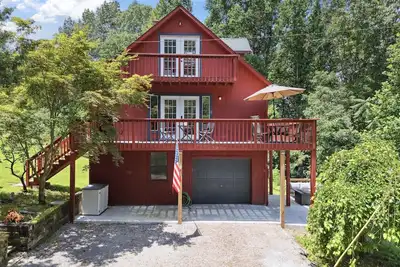 Image de Charming Lake Retreat Near Center Hill Launch