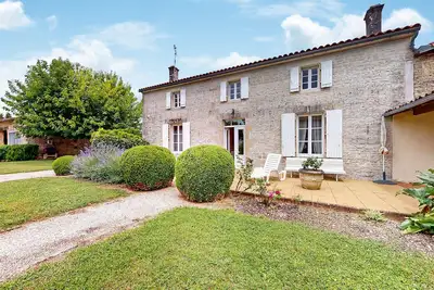 Image de Maison cosy de 3 chambres à Ligné