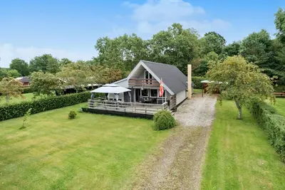 Image de Magnifique maison Ă FĂĄrvang avec WiFi