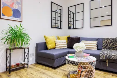 Image de 1-bedroom apartment with Ac in Central London\n