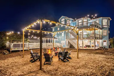 April specials Htd pool/hotub, firepit oceanview, Wild Horses, 6 bed 7 baths