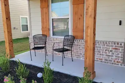 Image de Spacious 5-bedroom house with Ac, WiFi minutes from Texas A&M University