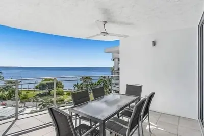 Image de 3-Bedroom Apartment on Esplanade