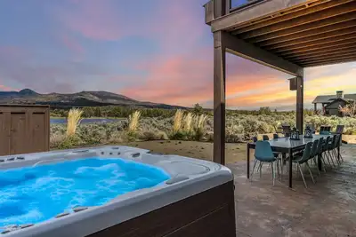Image de Brasada Ranch | Private | Hot Tub | 2 Game Rooms