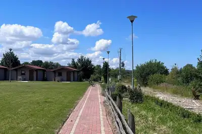 Image de Dobre Miejsce Domki letniskowe nad stawem