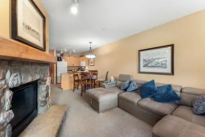 Image de Ideal Location in Keystone Base Area, Private Balcony w/ Pool & Mountain View