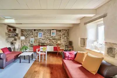 Image de 1km de la plage, maison de charme pour 6