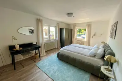 Image de Neu Renoviertes, Großzügiges Ferienappartement auf dem Schloßberg von Montabaur