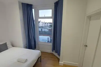 Image de 3-bedroom apartment in welcoming Portsmouth with WiFi