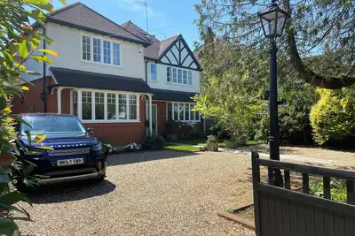 Image de Cosy, spacious 2 storey apt, 35mins Central London, Heathrow/Gatwick & Wimbledon