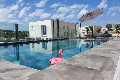 Image de Magnifique Villa avec Piscine et Clim à Juvignac