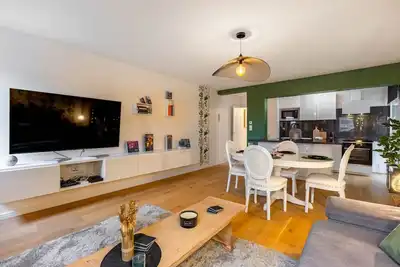 Image de Le précieux de Raoul - Vue unique sur la basilique