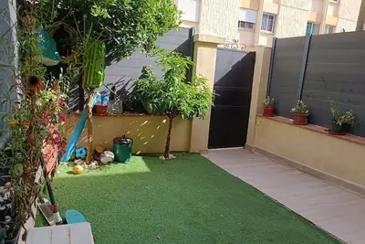 Charmant T5 avec jardin et terrasse