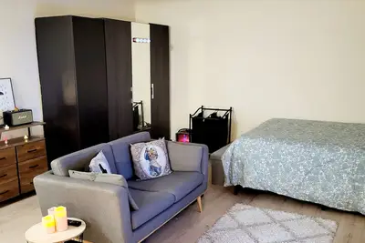 Image de Cozy studio apartment in charming Paris 11th district with Ac