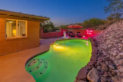 Image de Hilltop Private Resort Home with Heated Pool