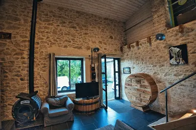 Image de Ancien atelier rénové et réhabilité aux portes de Bordeaux