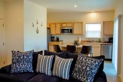 Image de New! Wifi, Parking, Massage Chair, Washer/Dryer