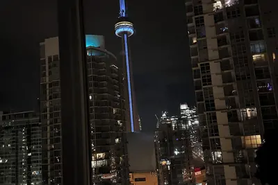 Image de Prime location with Cn Tower view