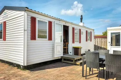 Image de Maison confortable à Stavenisse avec.