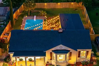 Image de under 7 min to Masters, Pool, Sauna, Gym, Fie Pit, Luxury Amenities