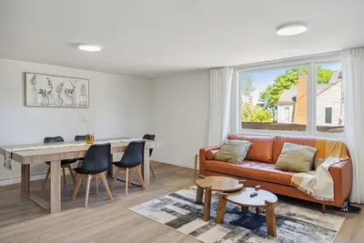 Image de Cozy 2b1b home 5 min to airport with Ac, Game Room, WiFi, Parking