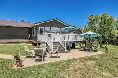 Image de Comfy Country home. Pet friendly, 5 bedrooms, Ac, Wifi, just outside Farmington