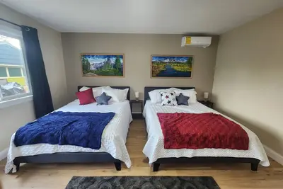 Image de Newly remodeled downstairs getaway located in the Center of the Nation!