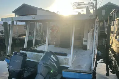 Image de Charming house boat with 2 bedrooms, sleeps 8, Sat Tv in Venice Marina