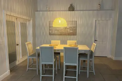 Image de Coastal 3-bedroom house in lovely West Melbourne with fully equipped kitchen