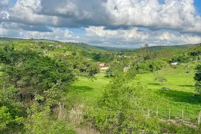 Image de Casa com Piscina em Gravatá, Perto do Centro, 4 Quartos Todos com Suíte
