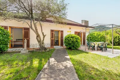 Image de Yunger House with Garden and Balcony x5